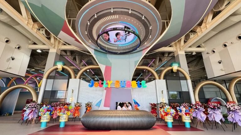 8,000 sqm / 45-Day Delivery: Jolly Bubble Opens First China Flagship in Yantai, Delivered by YIFUN LIFE